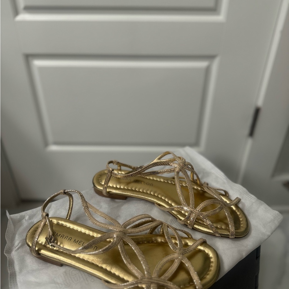 Vero Cuoio Metallic Gold Strappy Flat Sandals